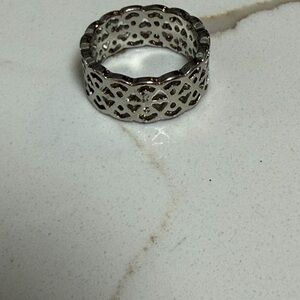 Elegant Silver Band Ring
